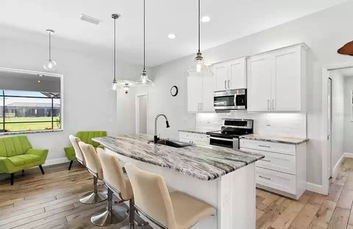 Pinehurst Casa | The Onyx Pearl Private Home~Sleeps 6~Heated Pool~Canal