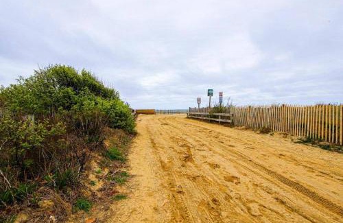North Ocean City Casa | The Orange Crush - 5BR Beachfront Family Retreat