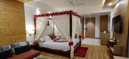 Old Manali Complejo | The Orchard Greens Resort - A Centrally Heated Property