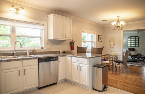 Biloxi Casa | The Orchard House -close to beach & only two blocks from downtown Ocean Springs!