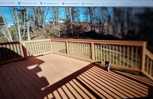 East Stroudsburg Cabina | The Original American Frontier Log Cabin! off Route 80. Summer Fun!