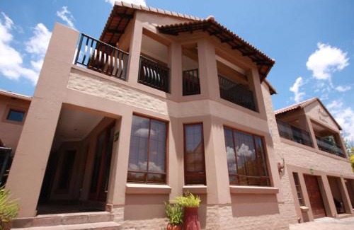 Middelburg Casa | The Orion