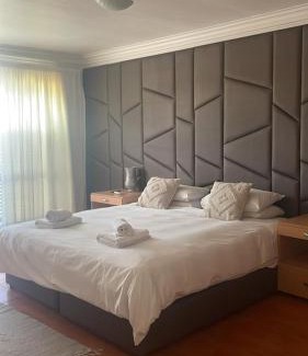 Lansdowne Apartamento | The Other House - Cape Town