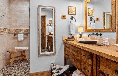 Fredericksburg Casa | The Outpost 2 Bedroom Home by RedAwning