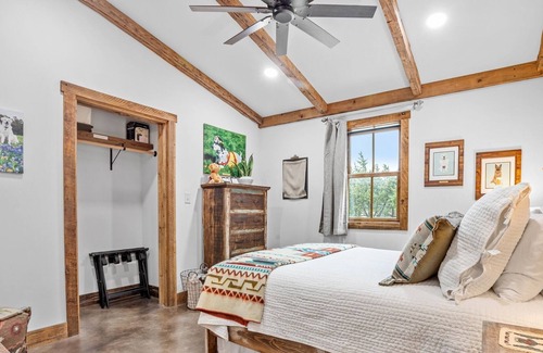 Fredericksburg Casa | The Outpost 2 Bedroom Home by RedAwning