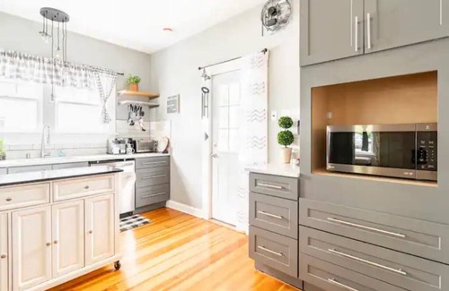 Newburgh Casa | The Overlook 350- Where Family and Friends Retreat