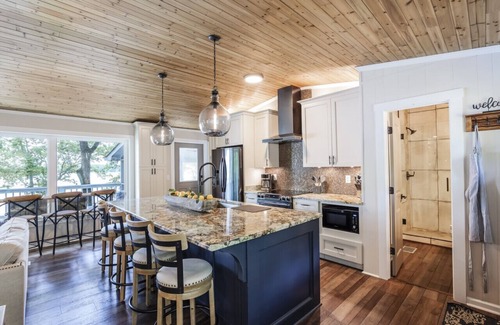 Leesville Casa | The Overlook at Langford - Private dock with SUPs, Kayaks, and Ping Pong