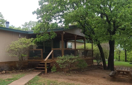 Chico Cabina | The Overlook Lodge at Northside Marina & Resort