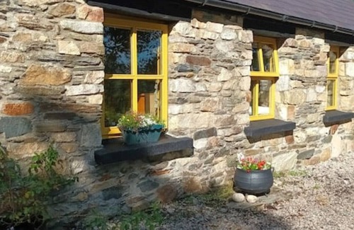 Letterkenny Cabaña | The Owl Cottage, Glenveagh 2 bedroom, Plus mezzanine