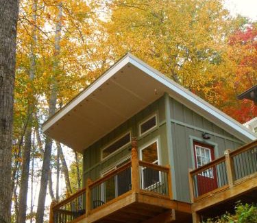 Robbinsville Casa | The Owl's Perch
