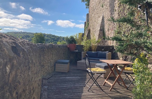 Sainte-Suzanne-and-Chammes Casa | The Passe-Muraille bed and breakfast