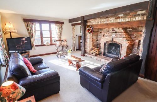 East Barkwith Casa | The Paddock