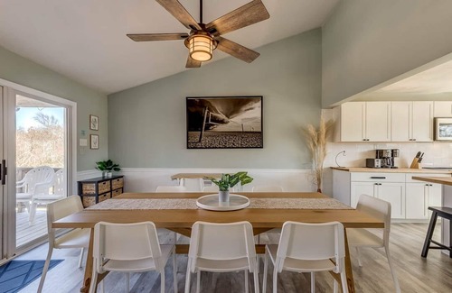 Sandbridge Casa | The Palm House | 880 ft from the Beach | Private Pool, Dog Friendly