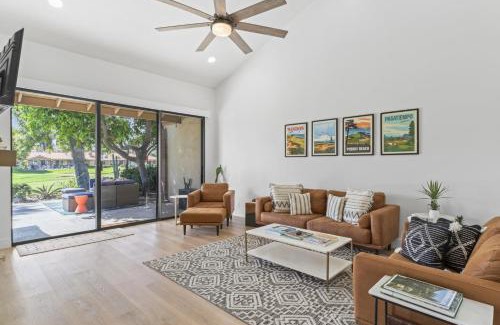 Palm Desert Casa | The Palmer Monterey Country Club Hole 6 Resort Amenities