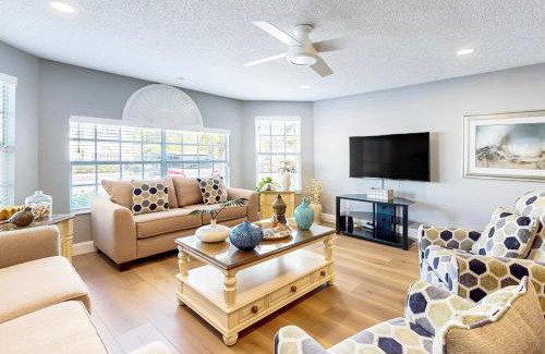 Royal Palm Bay Apartamento | The Palms 1st floor By Pool, Fully Stocked 5 stars