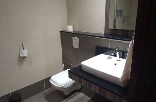 Sekondi-Takoradi Hotel | The Palms by Eagles
