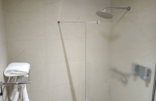 Sekondi-Takoradi Hotel | The Palms by Eagles
