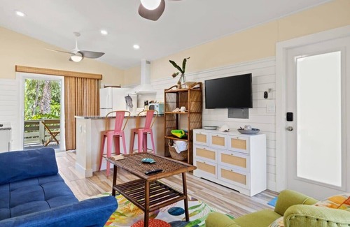 Sanibel Casa | The Palms Cottage Two- A Green Haven on Sanibel