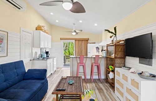 Sanibel Casa | The Palms Cottage Two- A Green Haven on Sanibel
