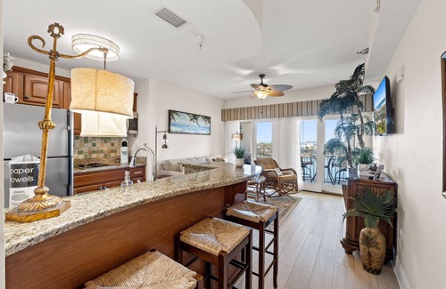 Sunnyside Condominio | The Palms : Gulf view condo in beautiful Carillon beach