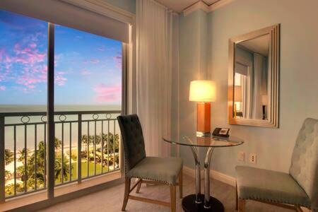 Key Biscayne Casa | The Palms, Ocean View Studio Located at Ritz Carlton - Key Biscayne