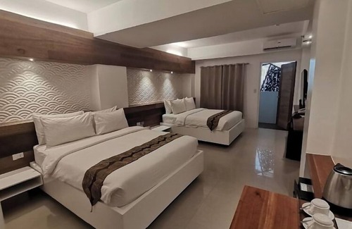 Manoc-Manoc Hotel | The Paragon Boracay Suites