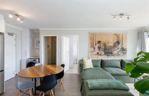 Observatory Apartamento | The Paragon Cosmo Sanctuary Sophisticated Mountain & City Views