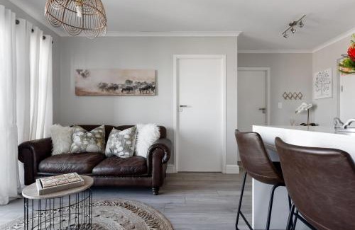 Observatory Apartamento | The Paragon Explore Cape Town from a Stylish Home