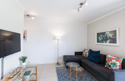 Observatory Apartamento | The Paragon Urbane CENTRALLY LOCATED, MODERN COMFORTS