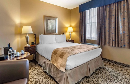 Stratford Hotel | The Parlour Inn Ascend Hotel Collection