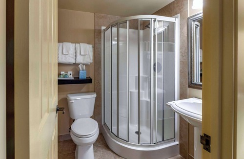 Stratford Hotel | The Parlour Inn Ascend Hotel Collection
