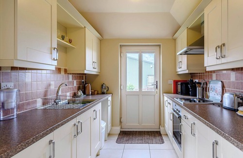 Woodhall Spa Cabaña | The Parlour - UK36122