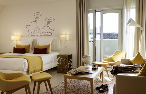 Vorstadte Hotel | The Passage
