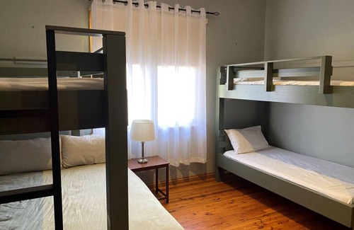 Strath Creek Cabina | The Pavilion Retreat at The Village Green