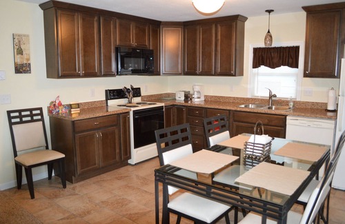McHenry Casa | The Pea Pod - Deep Creek Lake