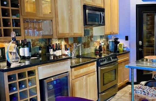 Brownsville Casa | The Peaceful Woods-Entire House w/ Pool