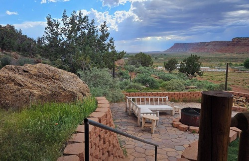 Apple Valley Cabina | The Peacemaker Cabin