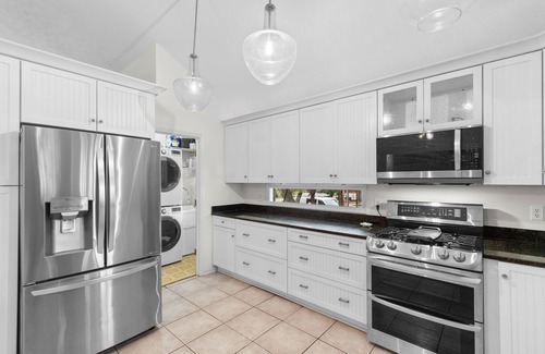 North Litchfield Beach Casa | The Pearl 5 Bedrooms