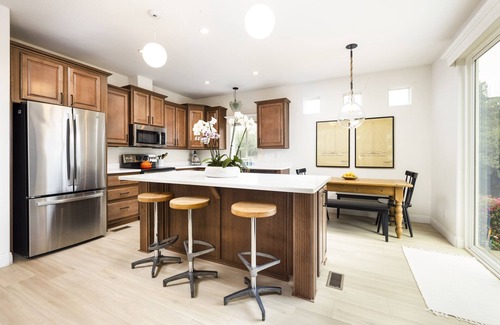 Toro Canyon Cabaña | The Pelican Cottage- BRAND NEW Home w/ Ocean & Mountain Views