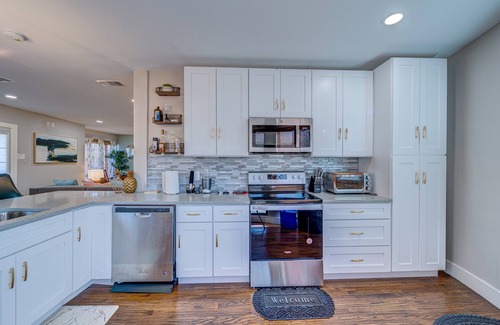 Old East Dallas Casa | The Peninsula - 1 Mile from Downtown Dallas, Texas