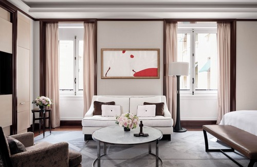 Chaillot Otro | The Peninsula Paris