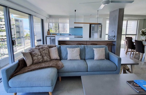 Surfers Paradise Apartamento | The Penthouse - Amazing Ocean Views, Opposite Beach & Park, Wi-Fi & Parking