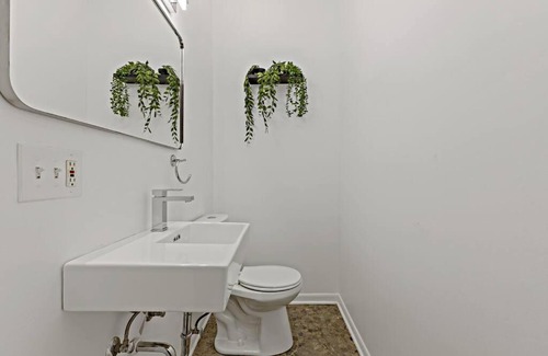 North Kenwood Apartamento | The Penthouse, Lux stay near Downtown, UofC & Lake
