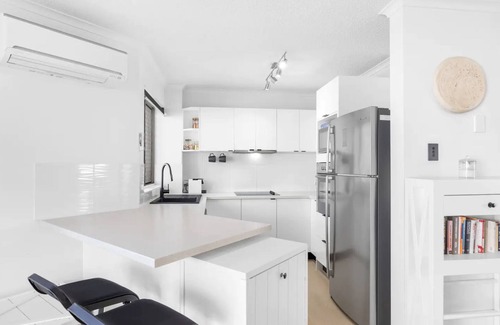 Mooloolaba Condominio | The Penthouse - Luxury Rooftop Living | Minutes from the Beach