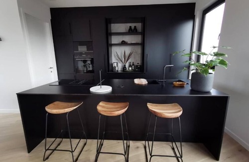 Brederode Condominio | The Penthouse, Oasis of Light and Inspiration