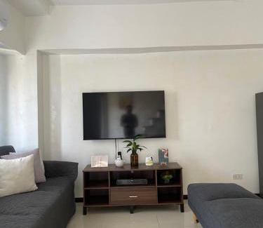 Mactan Export Processing Zone Apartamento | The Penthouse Suite