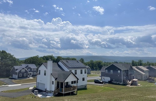Washingtonville Casa | The Perfect Essential Getaway!