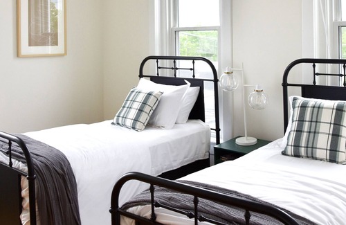 Dickson Apartamento | The Perfect Unique Stay in Dickson TN
