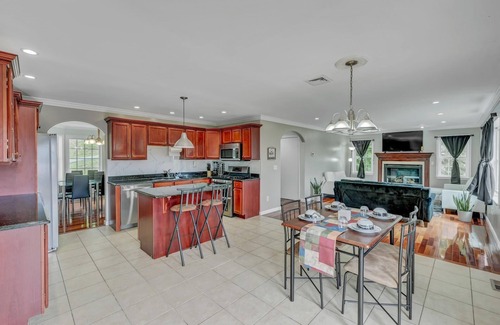Bloomingburg Casa | The Perfect up to date Private Getaway to call home for a while