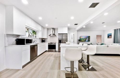 Birch Park Finger Streets Casa | The perfect Vacation next to the Ocean in the heart of Fort Lauderdale Beach.